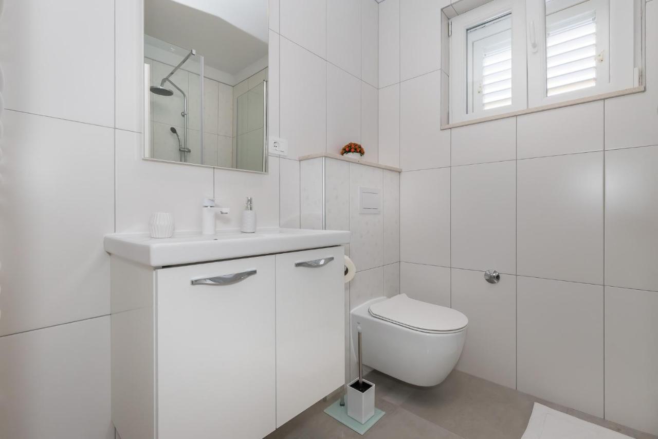 Apartment M&J Supetar Ngoại thất bức ảnh