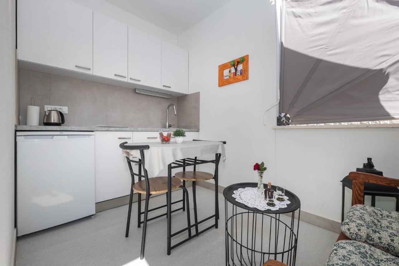 Apartment M&J Supetar Ngoại thất bức ảnh