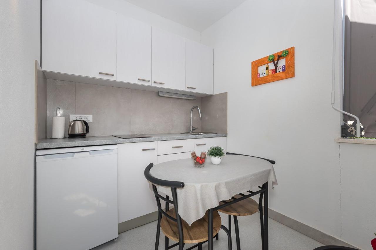 Apartment M&J Supetar Ngoại thất bức ảnh