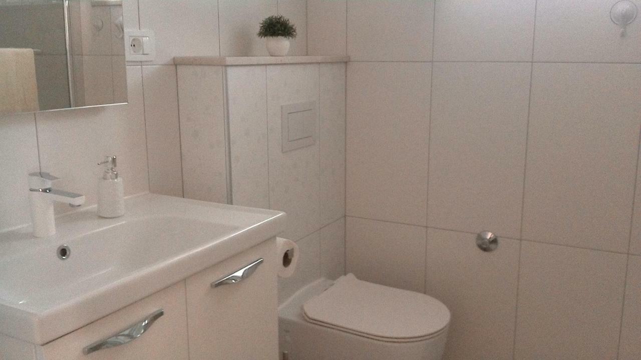 Apartment M&J Supetar Ngoại thất bức ảnh